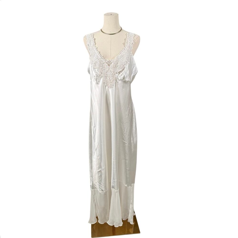 Vintage Linea Donatella White Satin Lace Nightgown XL Bridal Lingerie